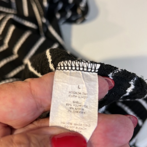 MOA MOA Black & White Faux Wrap Sweater Size  Large - Picture 9 of 10